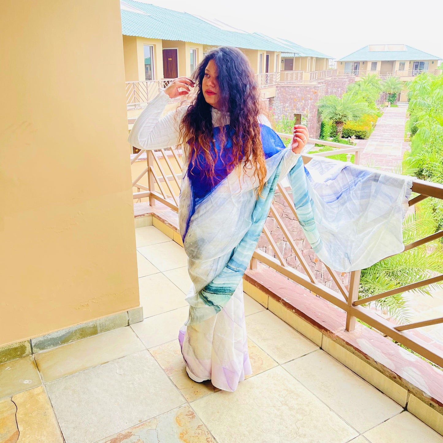 Flow Organza Silk Sari